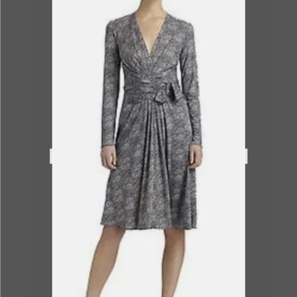 Tory Burch v neck silk wrap dress size small